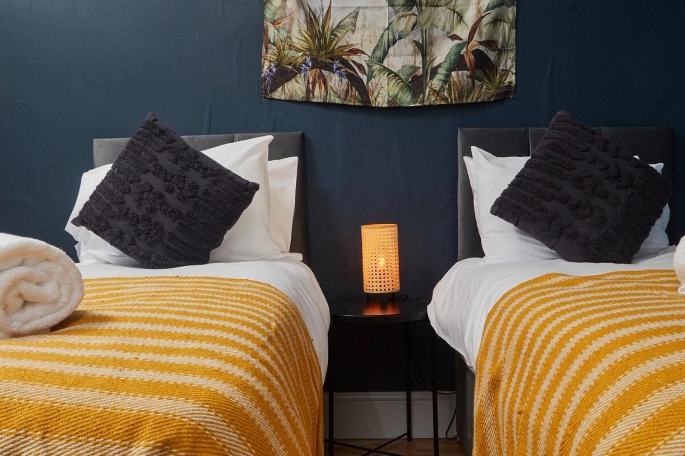 Cosy, Stylish, Leafy And Homely Sheffield Luaran gambar