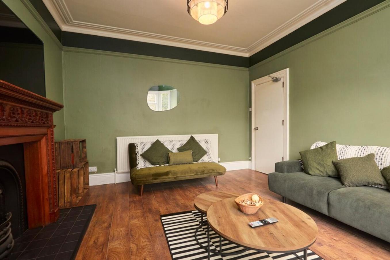 Cosy, Stylish, Leafy And Homely Sheffield Luaran gambar